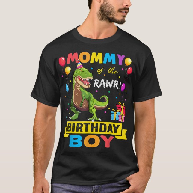 Camiseta Mamãe do menino de aniversário Dinossauro Raptor E (Frente)