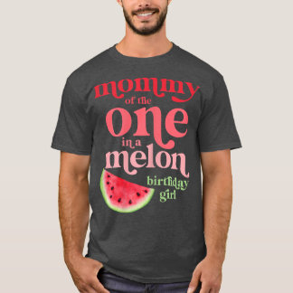 Camiseta Mamãe feminina de uma garota de aniversário de Mel