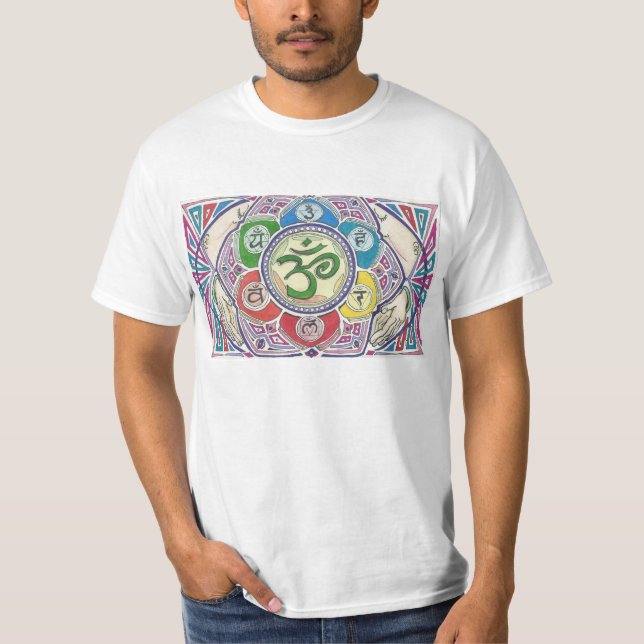 Camiseta Mandala com o t-shirt de quatro mãos (Frente)