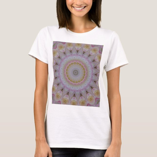 Camiseta Mandala De Rosas Amarelas (Frente)