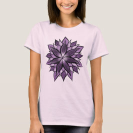 Camiseta Mandala roxa como a flor abstrata tirada tinta