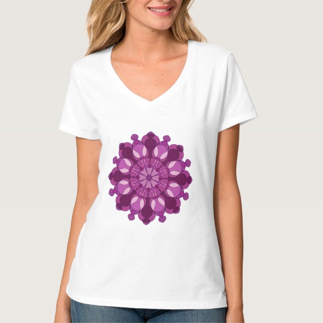 Camiseta Mandalas de Flor Roxa Real (Frente)