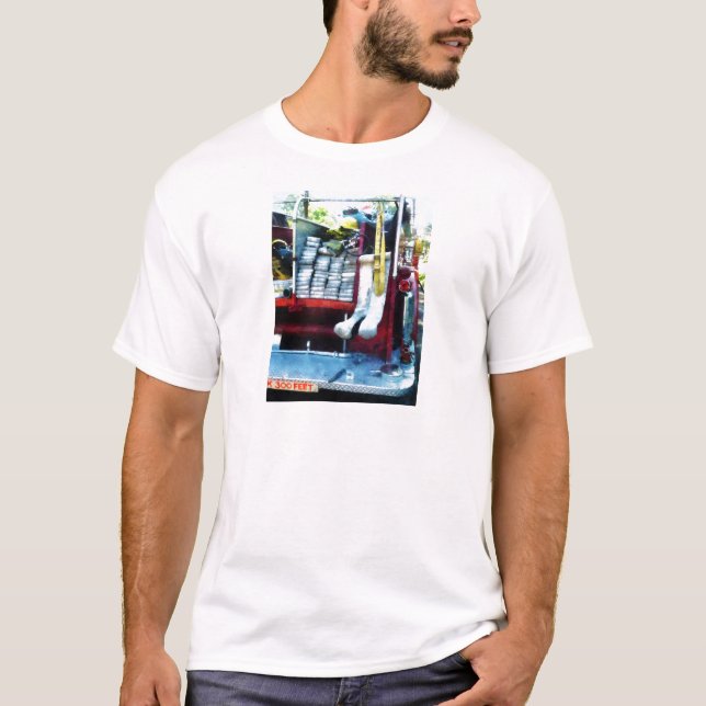 Camiseta Mangueiras no carro de bombeiros (Frente)