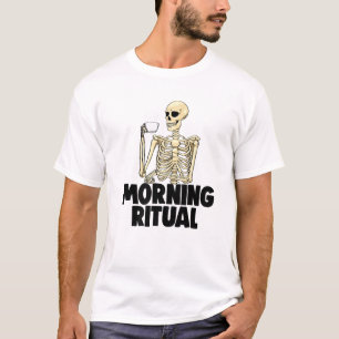 Camiseta Manhã Ritual Cafeine Mulheres Engraçadas Café Skel