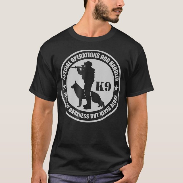 Camiseta Manipulador de Cachorros de Operações    Especiais (Frente)