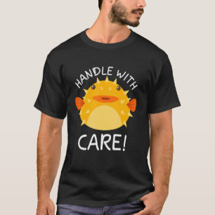 Camiseta Manipular Com Cuidado Peixe-Soprador Peixe-Sopro