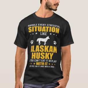 Camiseta Manipular o Cachorro do Rouco do Alasca em situaçã