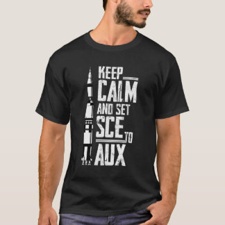 Camiseta Mantenha calma e defina SCE para AUX com Saturno p