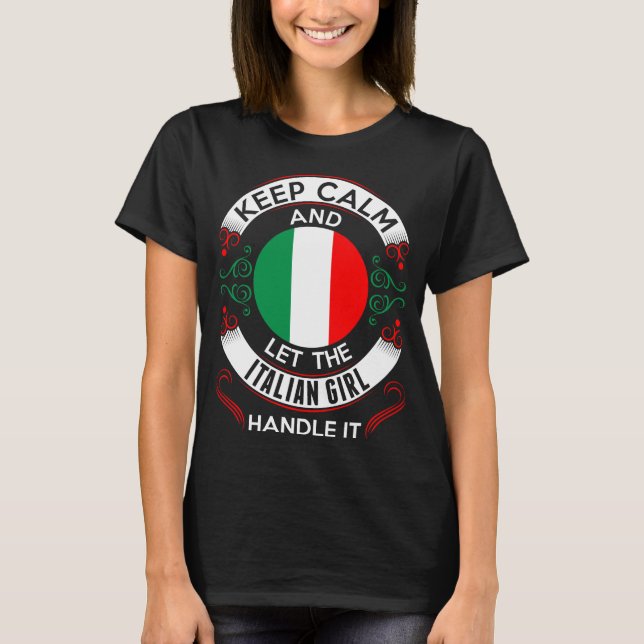 Camiseta Mantenha Calma E Garota Italiana Manipulando A Cam (Frente)