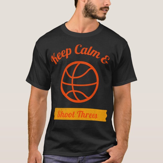Camiseta Mantenha Calma Fotografar Três Basquete (Frente)