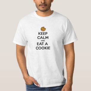 Camiseta mantenha calmo e coma os pedaços de chocolate j