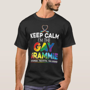 Camiseta Mantenha-se Calmo Sou o Gay Grammie Rainbow Ribbon