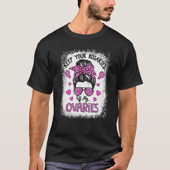 Camiseta Mantenha suas rosas longe das minhas feministas of (Frente)