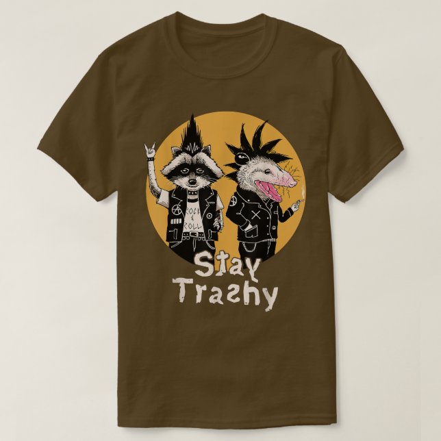 Camiseta Mantenha Trashy Funny Raccoon Ogambm Retro (Frente do Design)