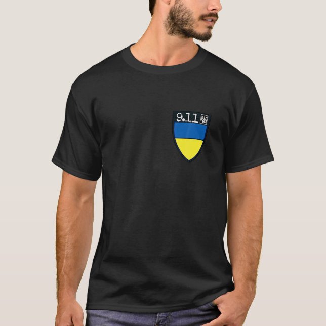 Camiseta Mantenho-Me Presente Com A Ucrânia Bandeira Da Ucr (Frente)