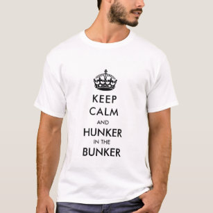 Camiseta MANTER CALM e HUNKER na luz do BUNKER