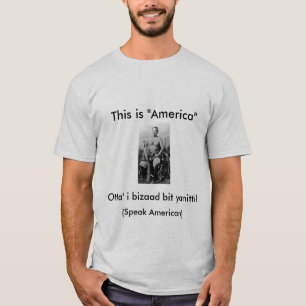Camiseta Manuelito diz: Esta é América, fala o americano