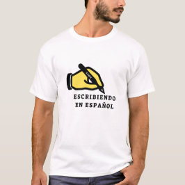 Camiseta Mão com lápis e texto: escribiendo en español