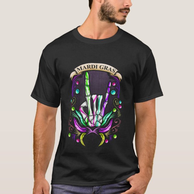 Camiseta Mão de Esqueleto Balançando Mostrando Sinal dos Ch (Frente)