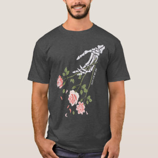 Camiseta Mão De Esqueleto Dê Rosa Para Nenhum Osso Figurar
