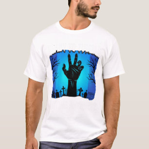 Camiseta Mão de Zumbi de Halloween Pronta para Cair no Cemi
