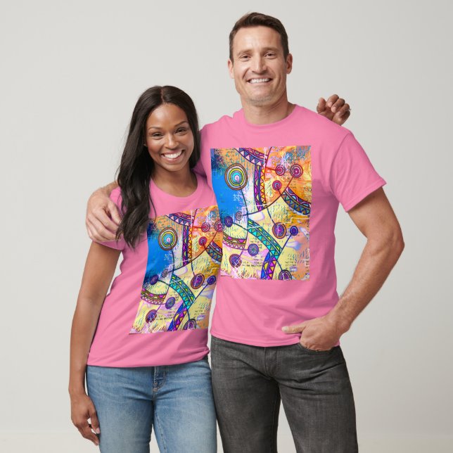 Camiseta Mão Desenhada por EDDArt - Escala de Sonhos 1 (Unissex)