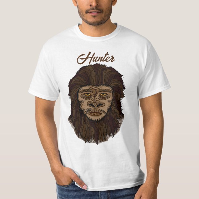 Camiseta Mão desenhada Sasquatch Pé Grande Pano Caçador Ape (Frente)