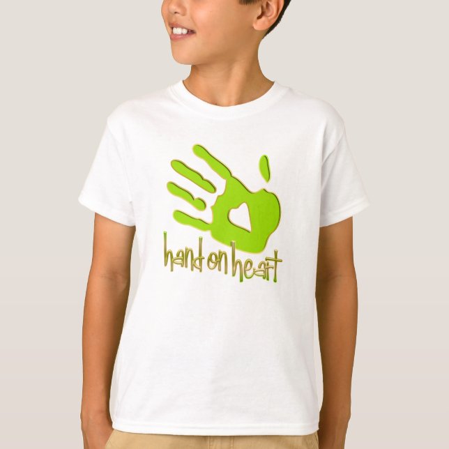 Camiseta mão no coração (Frente)