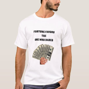 Camiseta mão segurando notas de cem dólares arte do dinheir