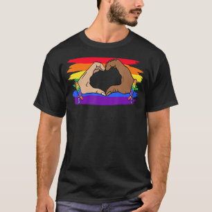 Camiseta Mãos Corações Lgbt Gay Lésbica Orgulho Trans Bisse