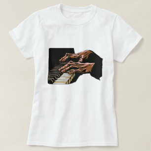 Camiseta Mãos de Pianista Tocando Piano –
