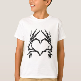 Camiseta Mãos do Coração de Esqueleto - Halloween - Mãos de