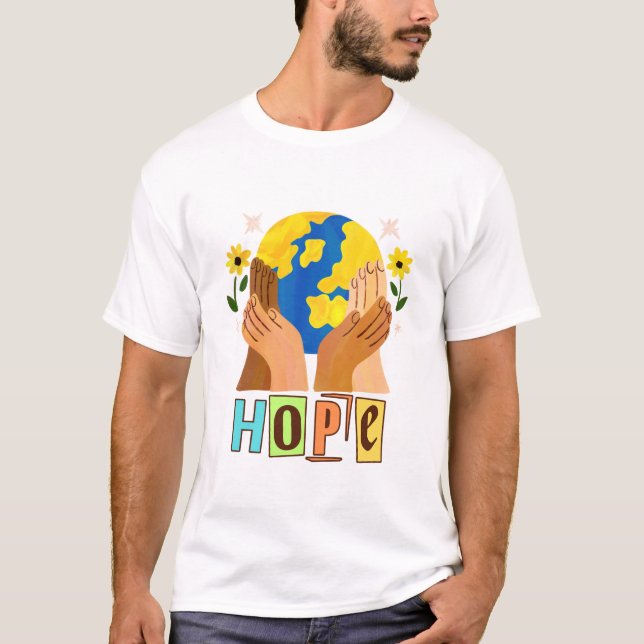Camiseta Mãos Espertas Segurando a Terra Design (Frente)