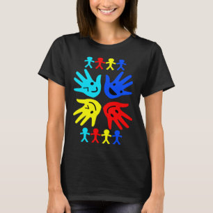 Camiseta Mãos Multicoloridas Conscientização do Autismo Cri