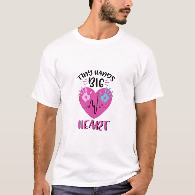 Camiseta Mãos Pequenas (Frente)