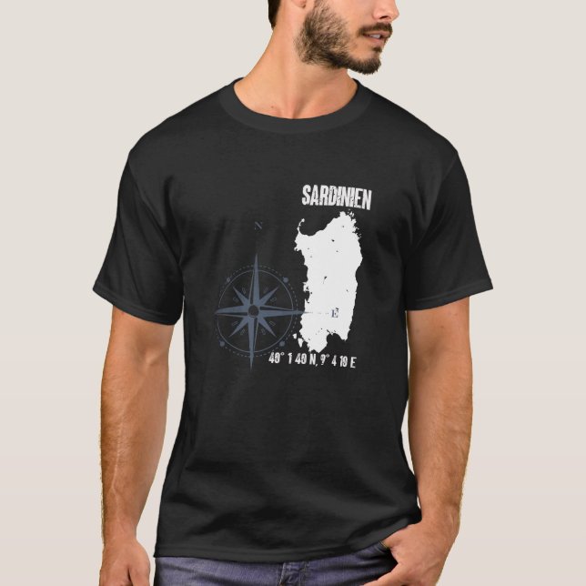 Camiseta Mapa de Coordenadas da Ilha da Sardenha (Frente)