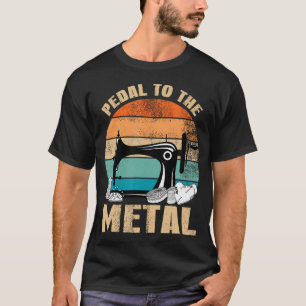 Camiseta Máquina de Costura Antiga Pedal a Fundo Divertida