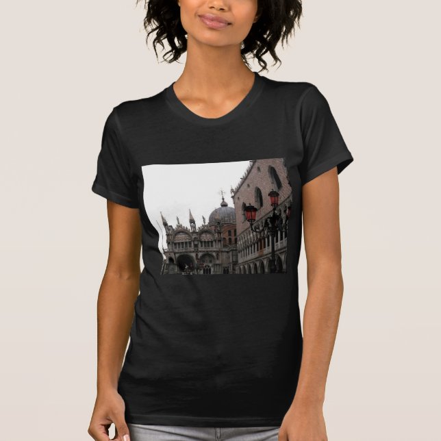 Camiseta Marca de Rua ao quadrado e Basilica (Frente)