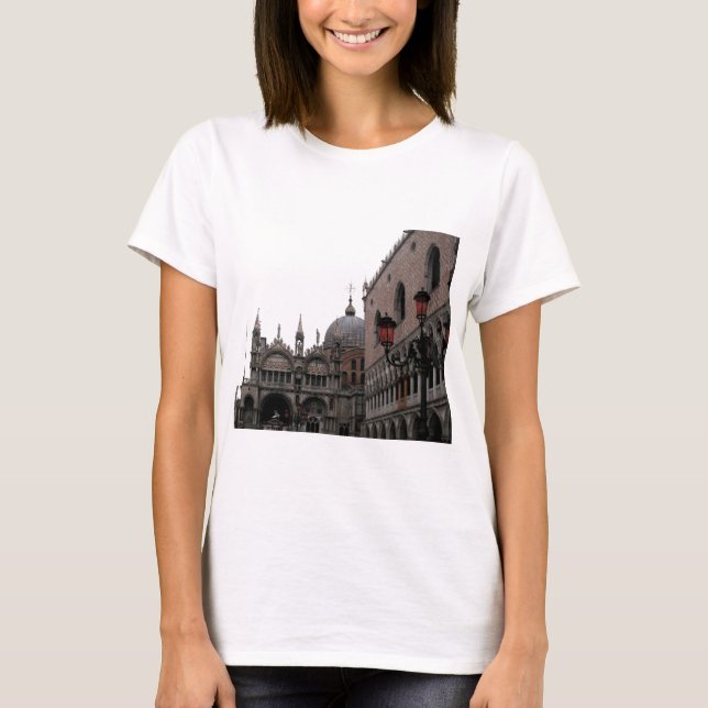 Camiseta Marca de Rua ao quadrado e Basilica (Frente)
