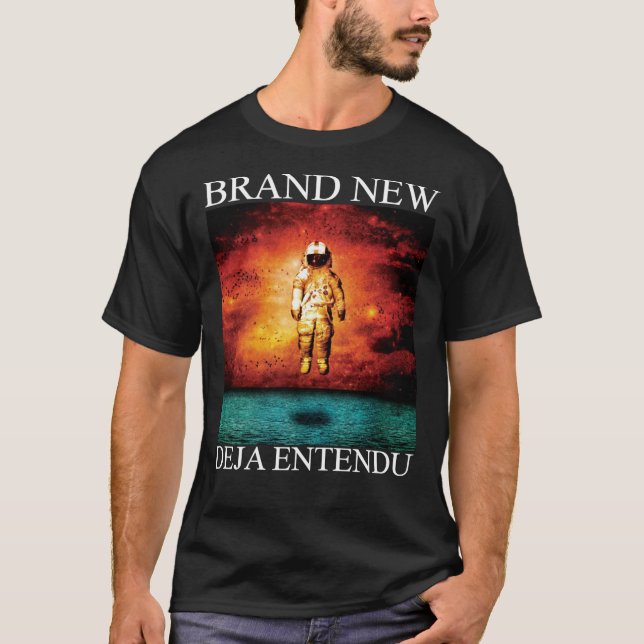 Camiseta Marca Nova Deja Entendu Classic T-Shirt (Frente)