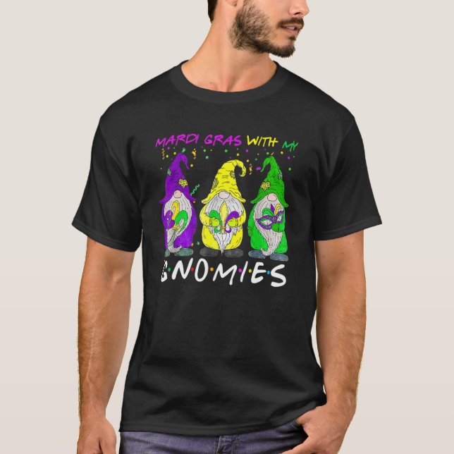 Camiseta Mardi Gras With My Gnomies Three Gnome Costume Gif (Frente)