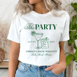 Camiseta Margaritas & Matrimony Bachelorette O Partido<br><div class="desc">Este design apresenta um texto moderno e ousado com cocktails desenhados à mão e um tema margarita verde.</div>