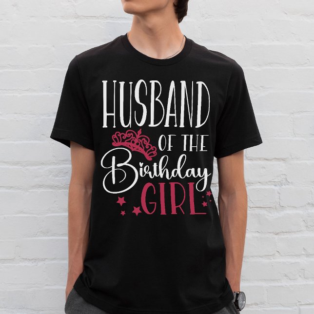 Camiseta Marido da Garota de Aniversário Família Personaliz (Criador carregado)