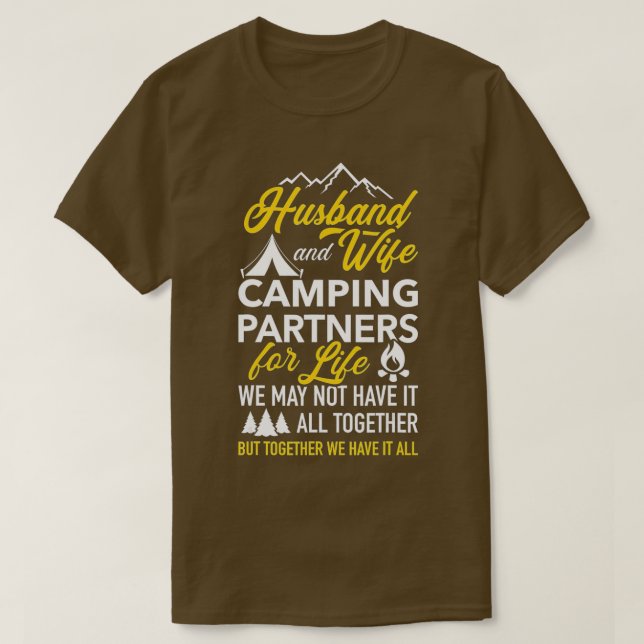 Camiseta Marido e esposa acampando parceiros para a vida (Frente do Design)
