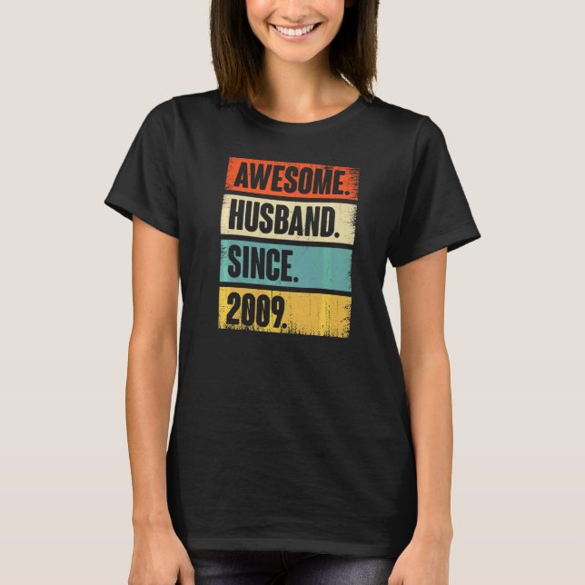 Camiseta Marido Impressionante Retro Desde 2009 13 Casando  (Frente)