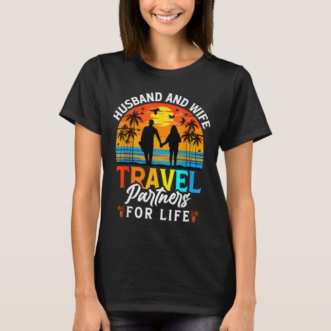 Camiseta Marido Mulher Parceiros de Viagem Vida (Frente)