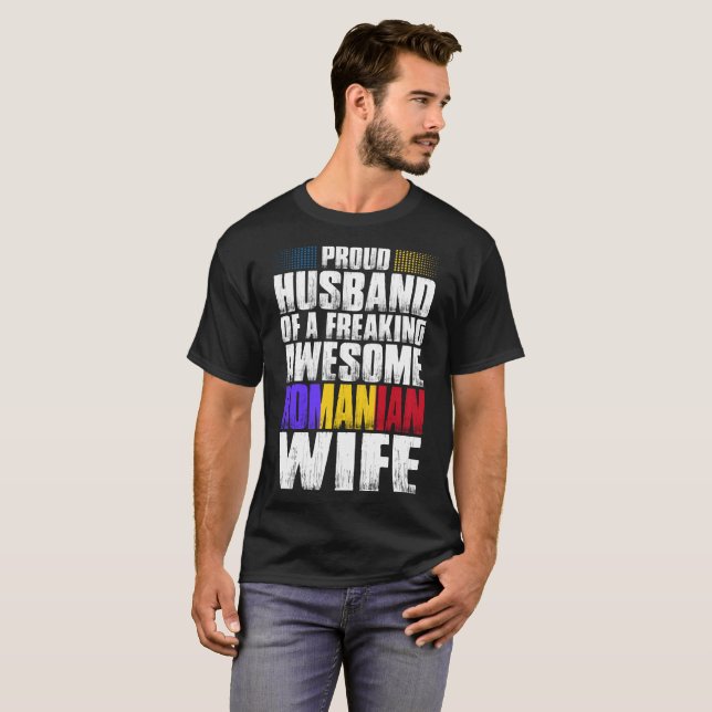 Camiseta Marido orgulhoso do Tshirt romeno impressionante (Frente Completa)