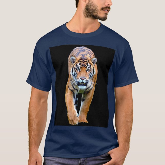 Camiseta Marinho Azul Cor Tigre Tendência Moderna Modelo (Frente)