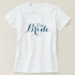 Camiseta Marinho azul da noiva T-Shirt<br><div class="desc">O saco de tote de casamento personalizado apresenta um texto personalizado azul marinho,  decorativo e elegante que pode ser personalizado com o nome e o papel da pessoa no seu partido noivo.</div>