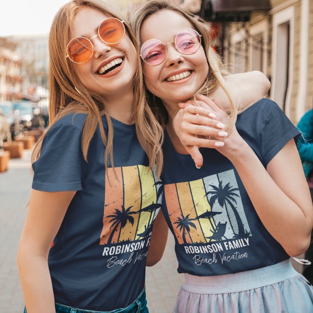Camiseta Marinho de férias na praia legal Azul feminino (Criador carregado)